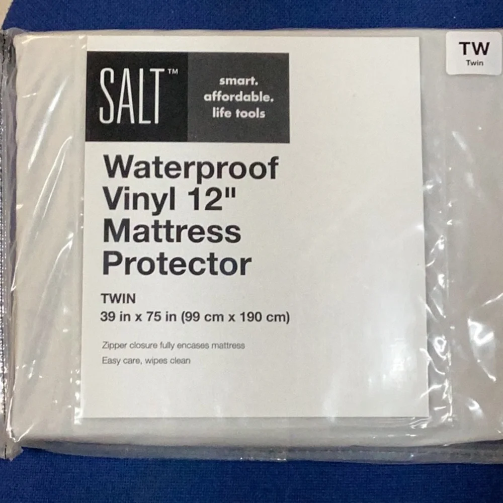 SALT Vinyl Waterproof 12 inch Mattress Cover - twin - new